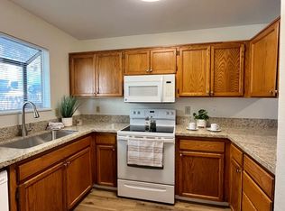 4985 W 7th St APT 16, Reno, NV 89503