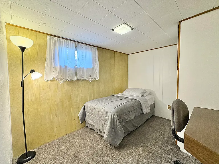 66 N 1150 W — Photo 12