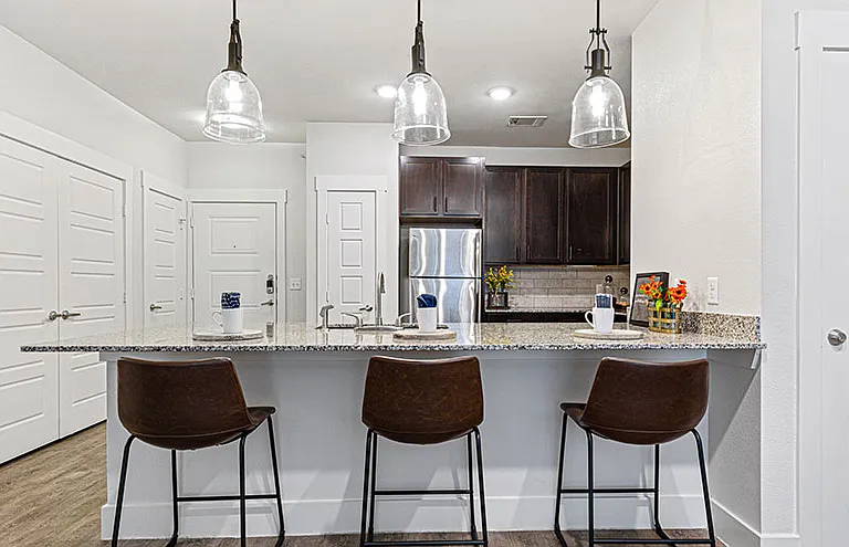 Hickory Creek Ranch Apartments — Photo 23