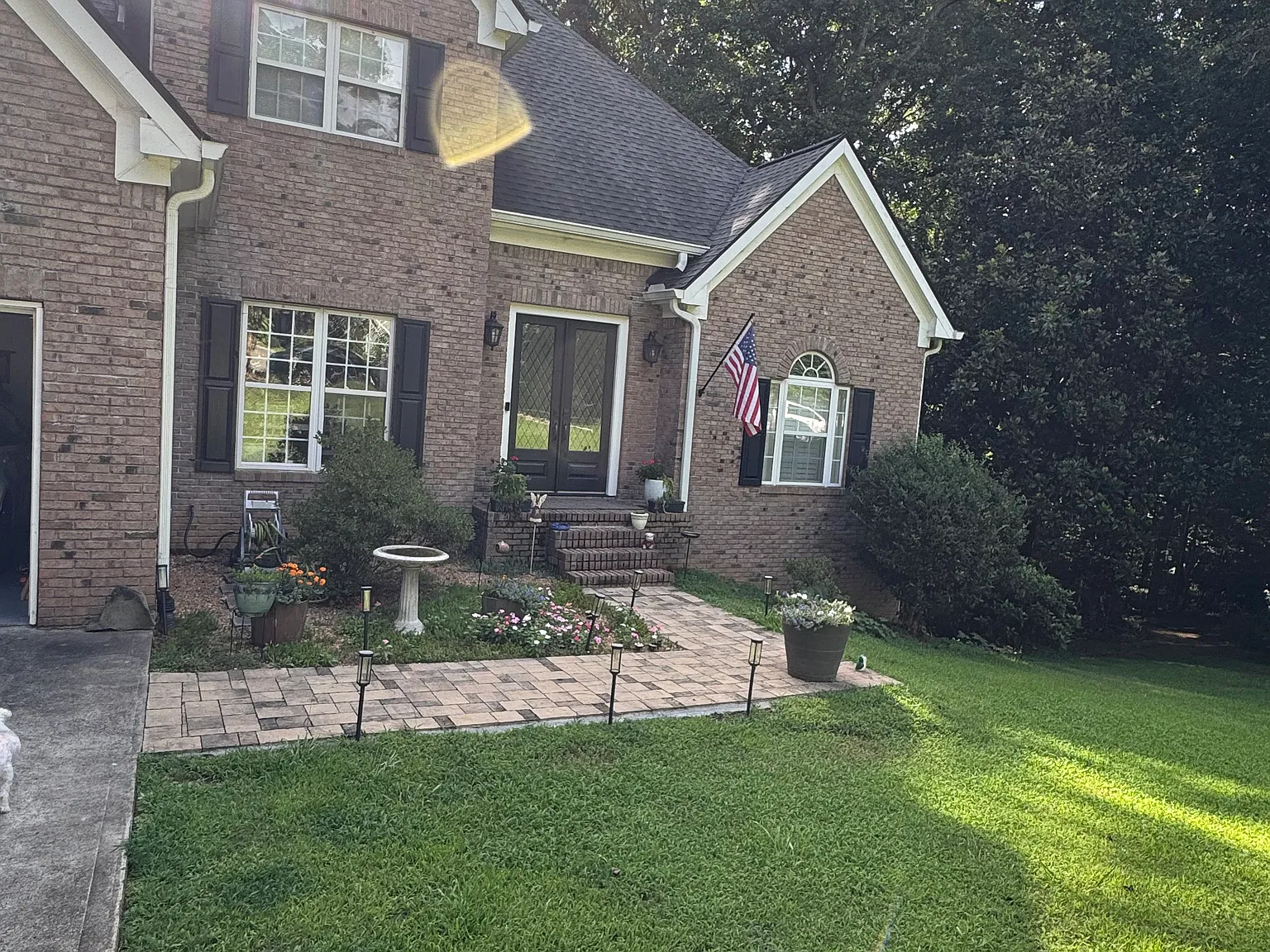 4 bed, 2.5 bath, 2222 sqft, $2,500 — Photo 1