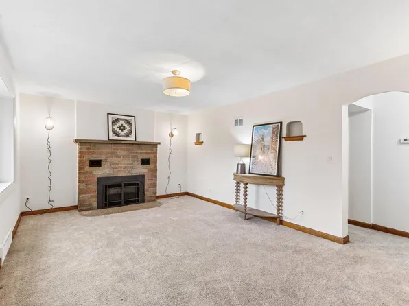 4260 N 93rd STREET, Wauwatosa, WI 53222