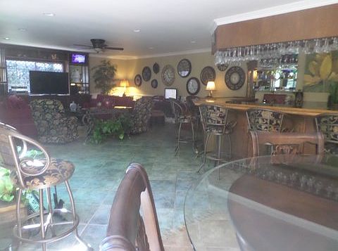 3rd image of 4309 Merritt Blvd