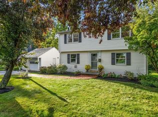 15 Hill St, Lexington, MA 02421