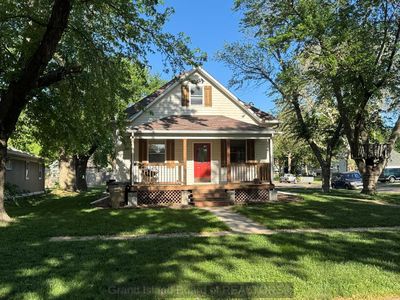 721 10th St, Aurora, NE, 68818