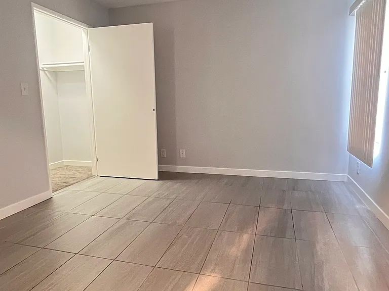 Roscoe Townhomes — Photo 53
