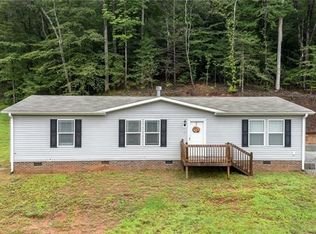 2088 Hidden Valley Rd, Taylorsville, NC 28681
