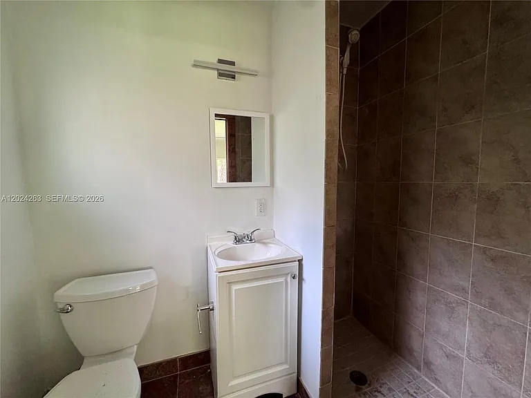 8440 NE 1st Ave #5 — Photo 8