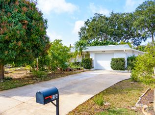 2184 Pine Ridge Dr, Clearwater, FL 33763