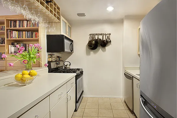 Rented by Stribling | media 14