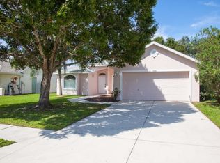 5121 72nd St E, Bradenton, FL 34203