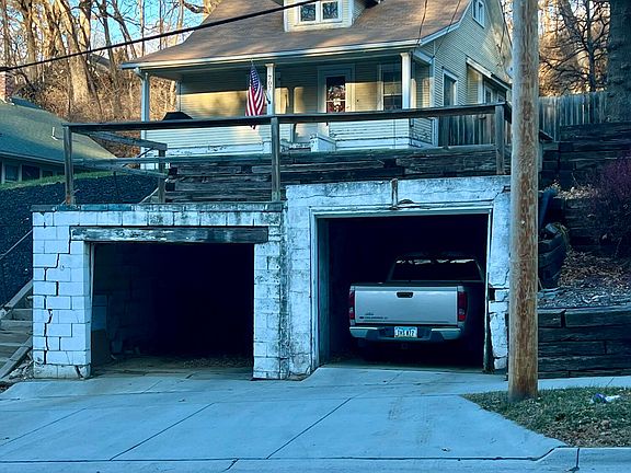2nd image of 707 Franklin Ave
