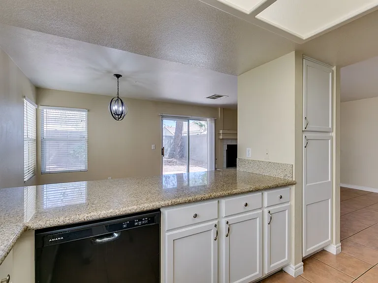 9532 Amber Valley Ln — Photo 16