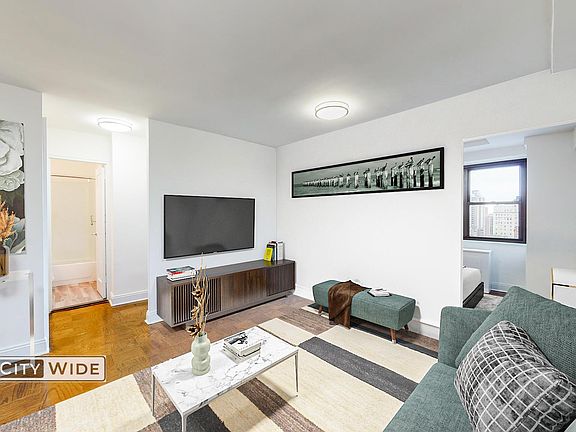 2nd image of 145 E 16th St APT 4B