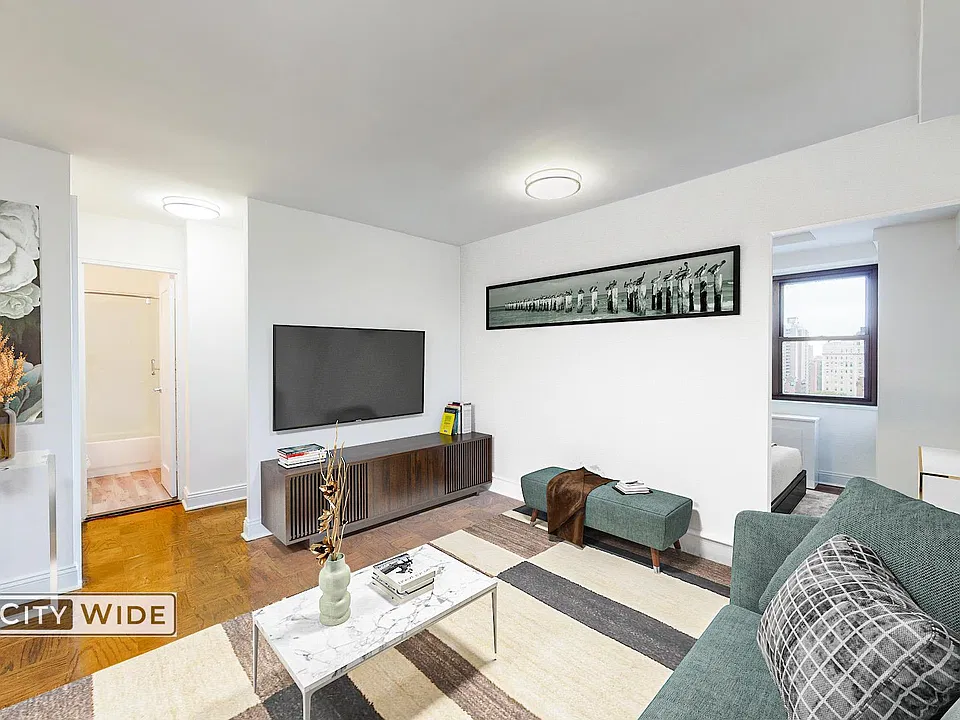 145 E 16th St #8N