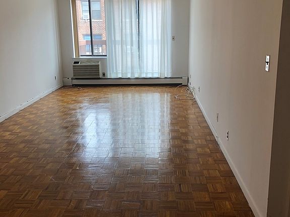 4th image of 6623 Austin St APT 4F