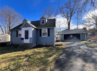 19 Lynn Cir, Naugatuck, CT 06770
