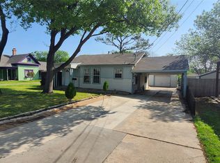 520 N Charles St, Lewisville, TX 75057