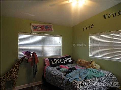 5th image of 246 Temple Ln
