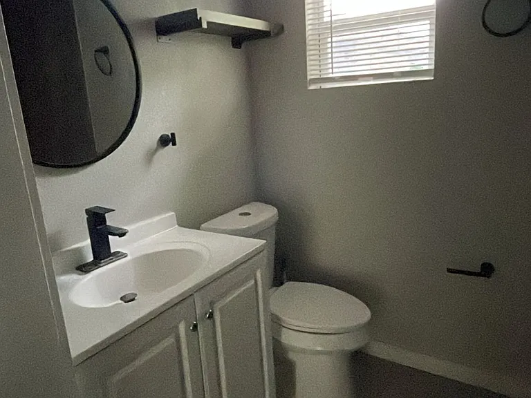 235 Gabriel #4 — Photo 16