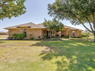 717 J Marie Ct, Crowley, TX, 76036
