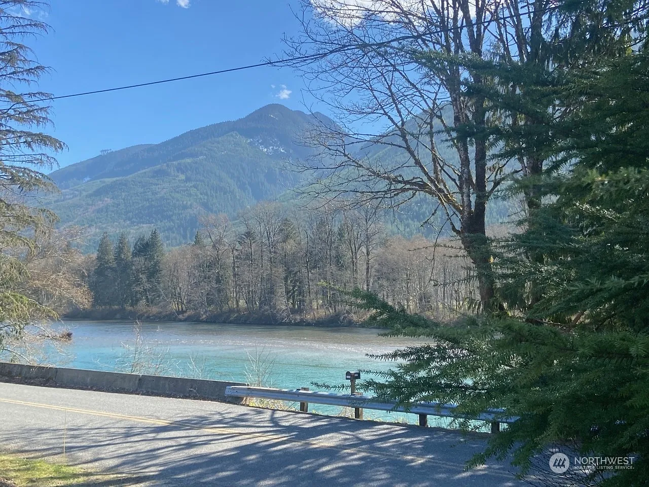 37327 Cape Horn Road photo 1