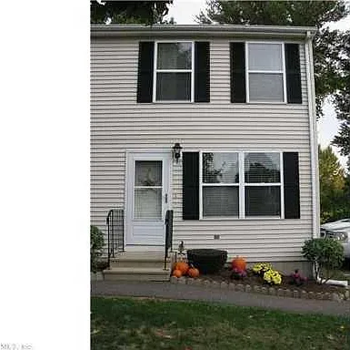 2 bed, 1500 sqft, $2,600 — Photo 1