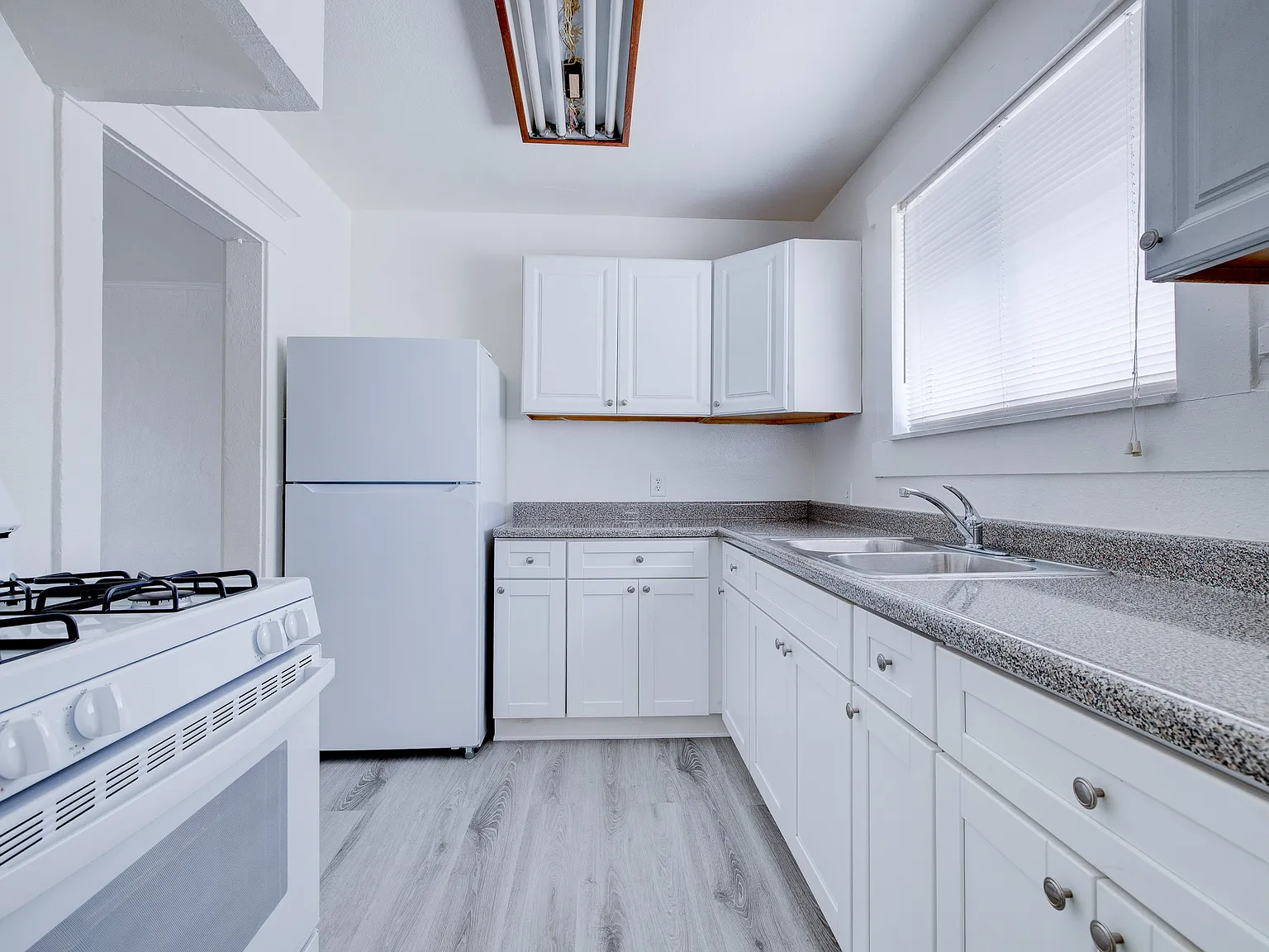 1 bed, $2,095 — Photo 3