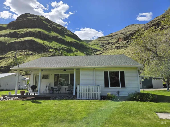 17082 Snake River Rd, Asotin, WA 99402