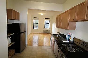 Rented by ELK Investors