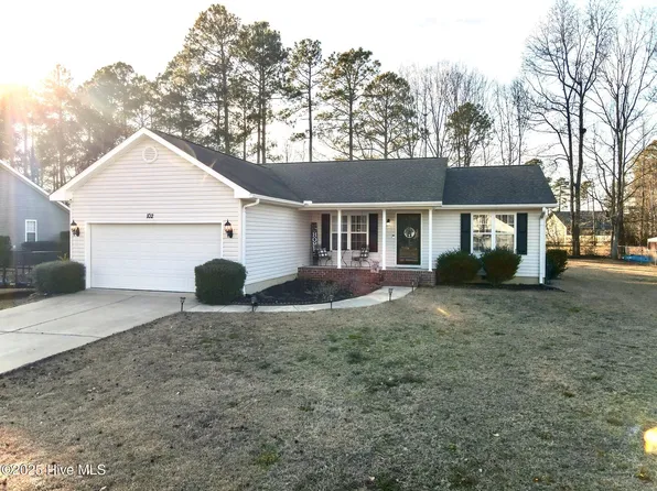 102 Will Johnson Road, Raeford, NC 28376