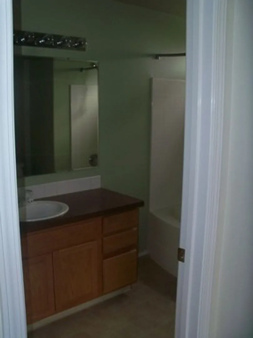 Cute Home in Great Area!! — Photo 3