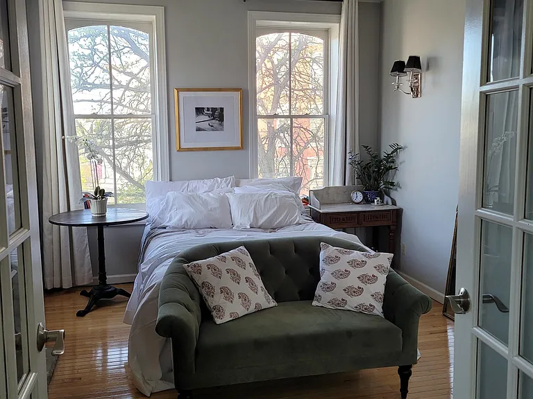 580 Jersey Ave #3R — Photo 2