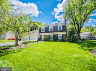 1629 Winterwood Pl, Herndon, VA 20170