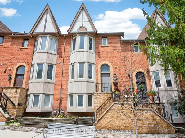 186 Woodbridge Ave #45, Vaughan, ON L4L 2S8