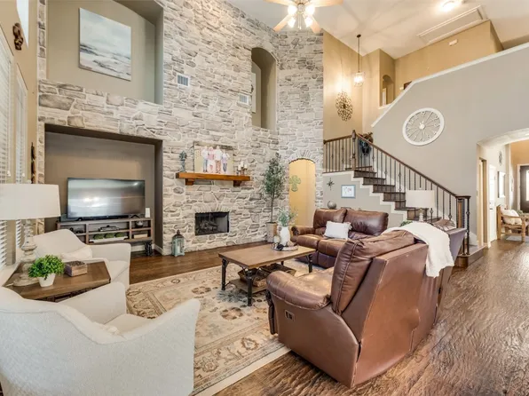 2432 Marble Canyon Dr, Little Elm, TX 75068