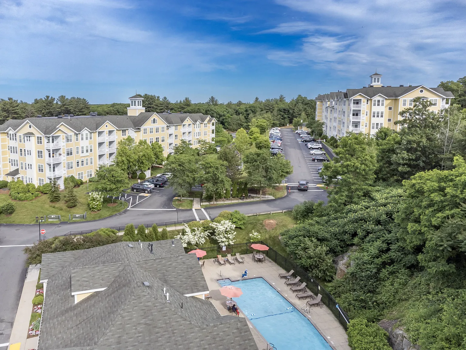 Lynnfield Commons — Photo 1