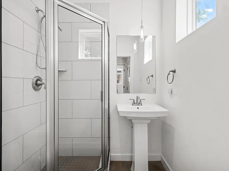 3505 Villa Ct #10 — Photo 15