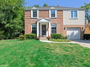 1712 Stewart Ave, Park Ridge, IL 60068