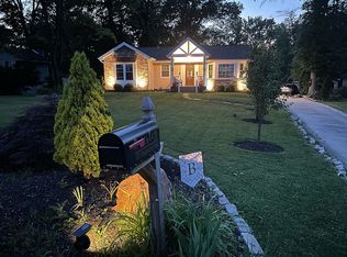 420 Meadowcroft Rd, Wayne, PA 19087