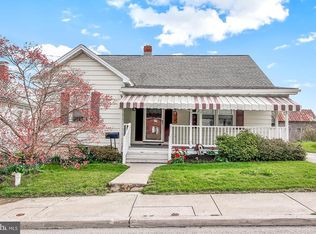 39 James Ave, Littlestown, PA 17340