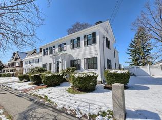 16 High St, Andover, MA 01810