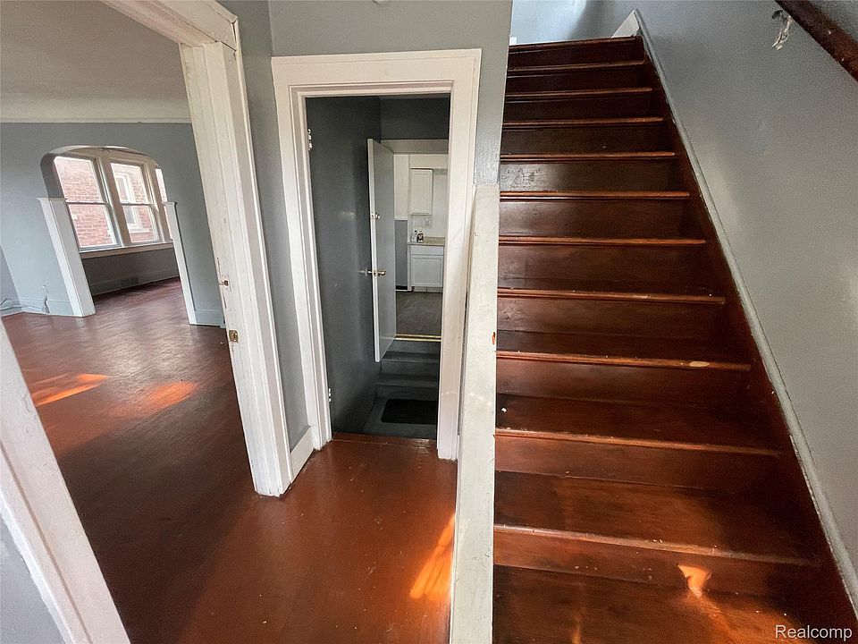 1st image of 15893 Indiana St
