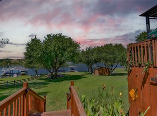 41 Thompson Rd, Gainesville, TX 76240