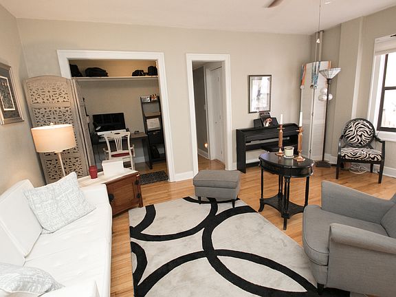2nd image of 130 4th Ave N APT 503