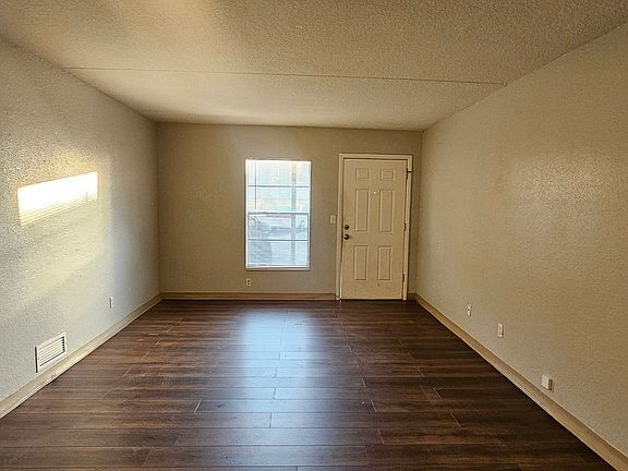 3rd image of 1229 Kennedy Rd APT 69