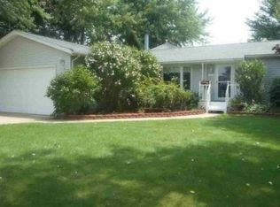 2162 Sheick Rd, Monroe, MI 48162