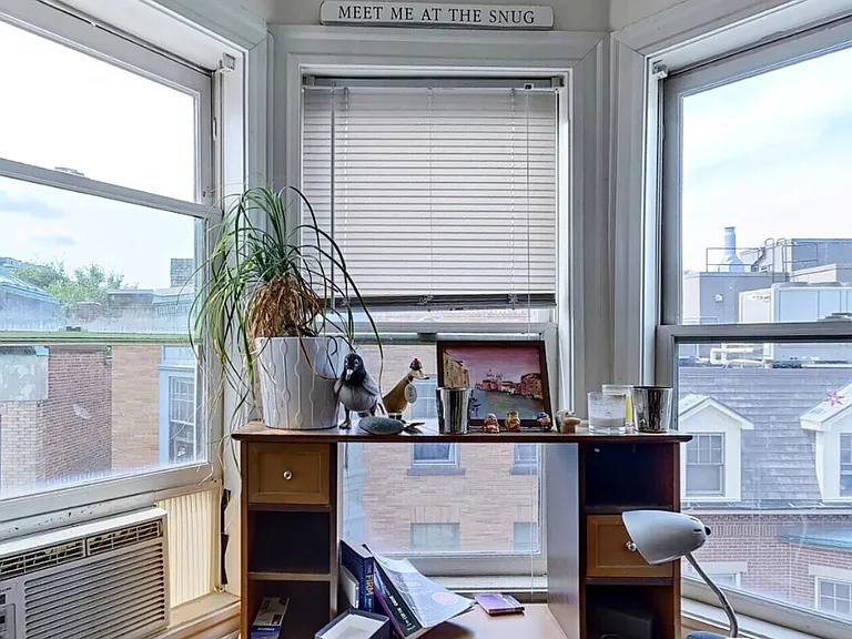 55 Joy St #4 — Photo 4