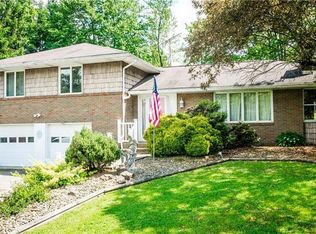 251 Welsh Rd, Valencia, PA 16059