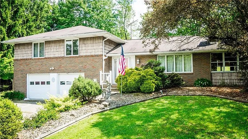 251 Welsh Rd photo 1