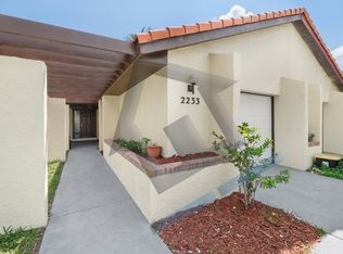 2233 Greenview Cir, Orlando, FL 32808